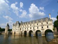 Chenonceau - Das Schloß überspannt den Cher